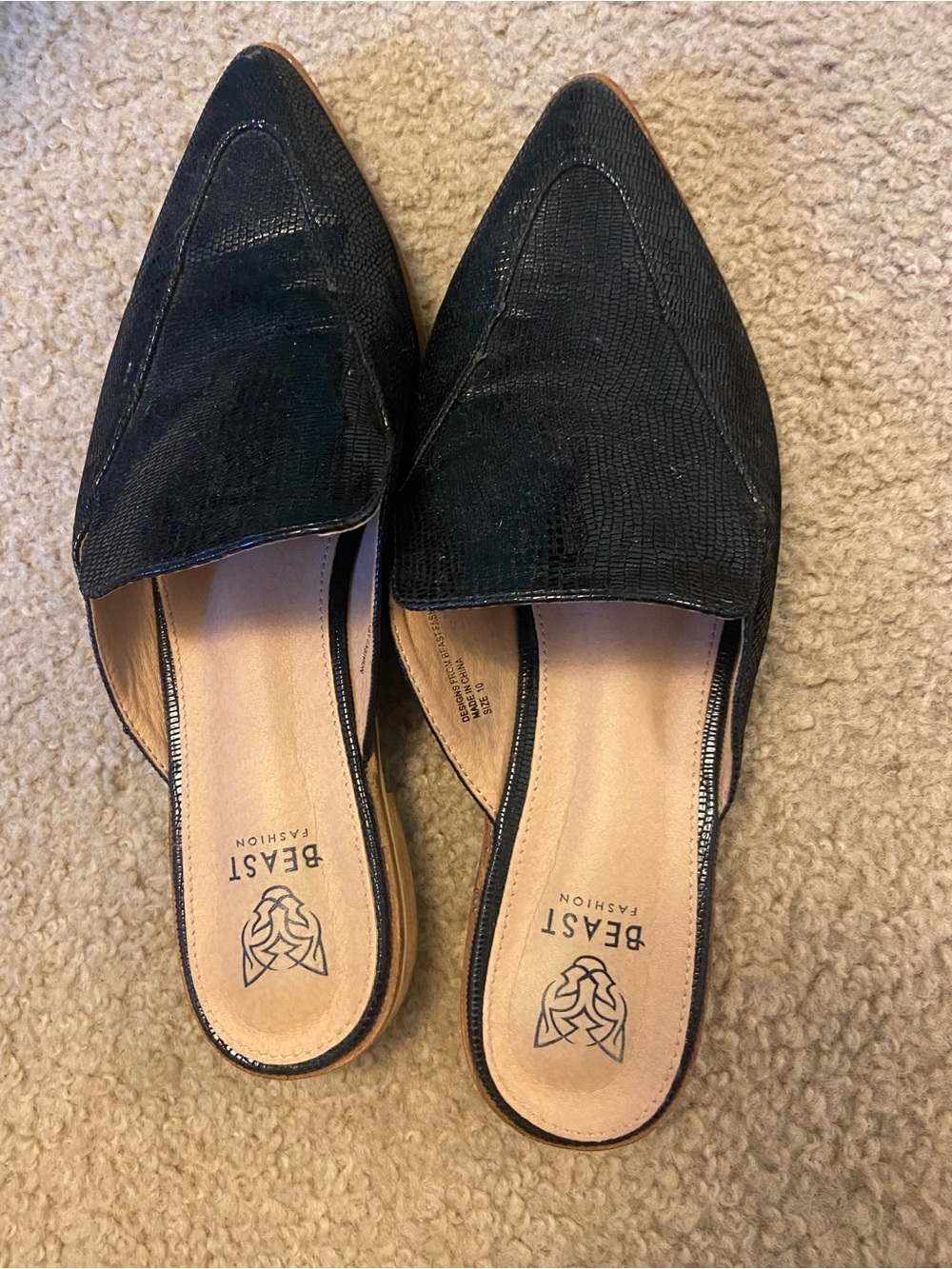 BEAST FASHION Black Pointed Slip-On Mules